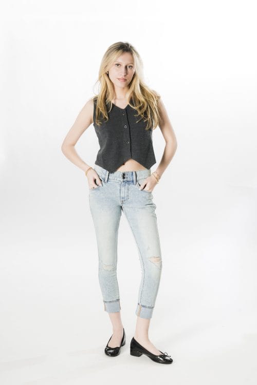 Double-Button Skater Capri